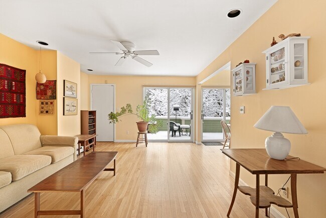 Building Photo - 28-30 Winslow St