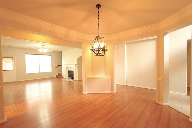 Building Photo - 4430 Waverly Canyon Ln