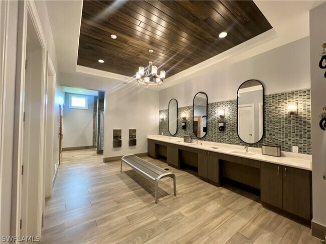 Building Photo - 5749 Double Eagle Cir