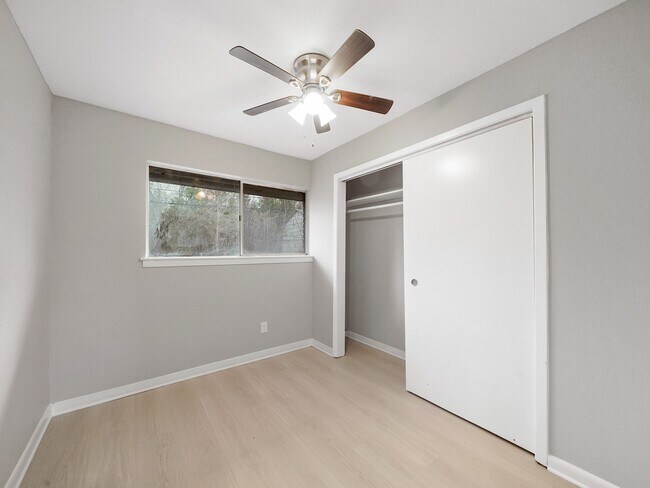 Building Photo - 9347 Clearway Dr