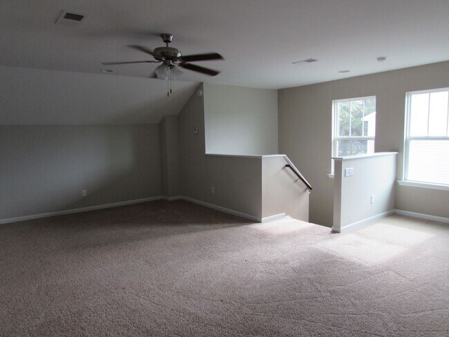Building Photo - 15 Whitetail Cir