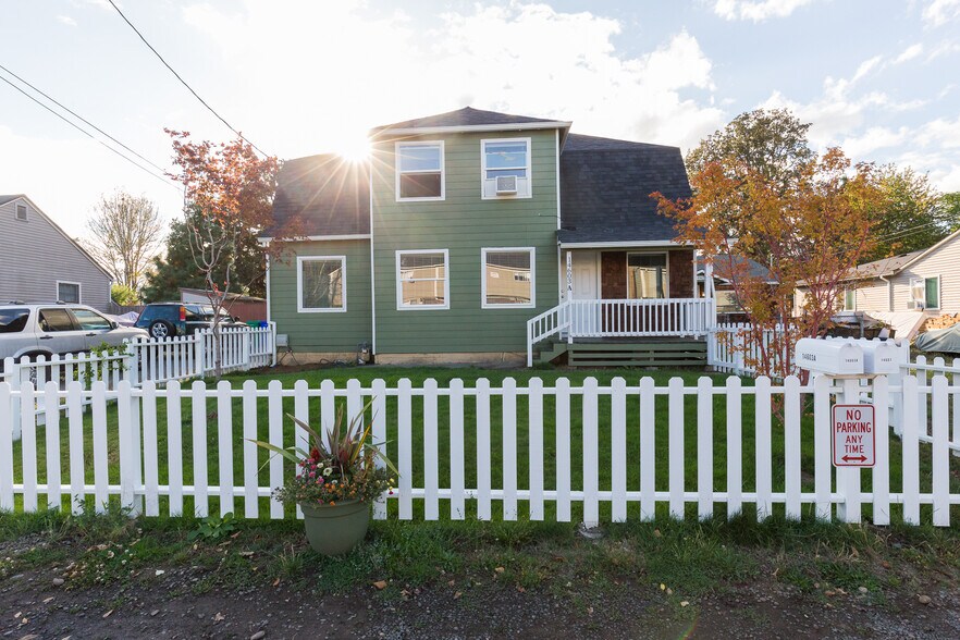 Building Photo - 14603 SE Arista Dr