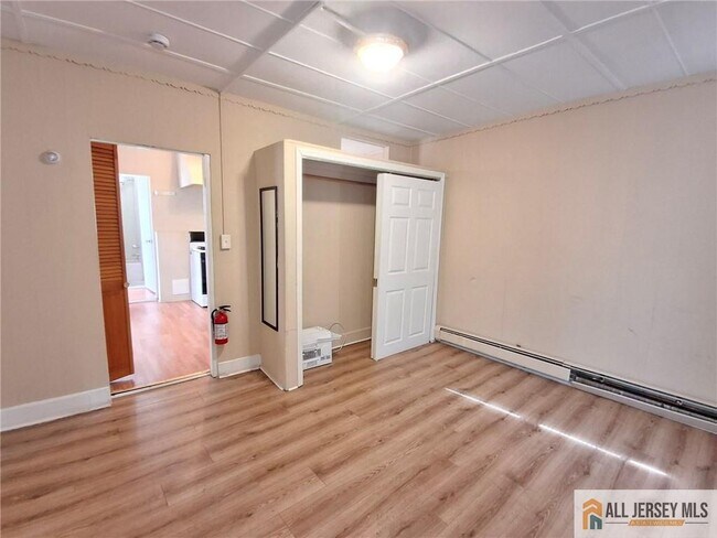 Building Photo - 27a Obert St
