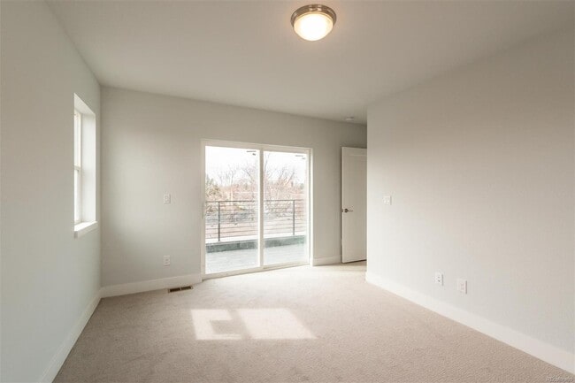 Building Photo - 1574 Wolff St
