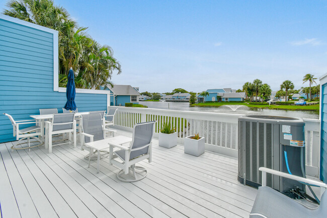 Building Photo - 1113 Ocean Dunes Cir