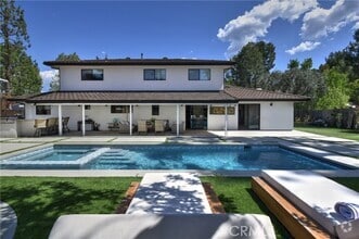 Building Photo - 4751 Del Moreno Dr