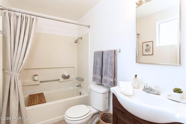 Building Photo - 3028 N Castro Ave