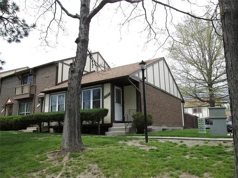 Townhome - 1943 North Academy Boulevard