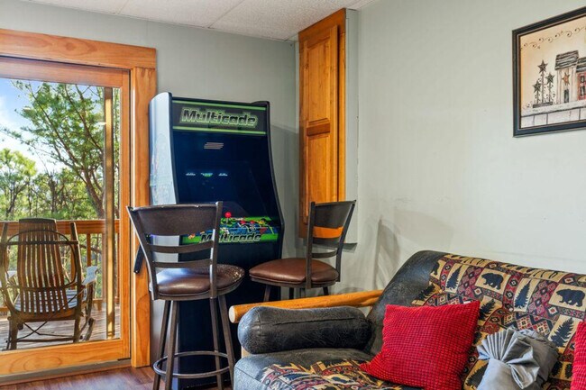 Building Photo - 3044 Wears Overlook Ln