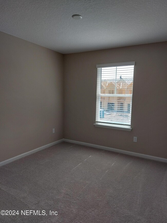Building Photo - 12866 Josslyn Ln