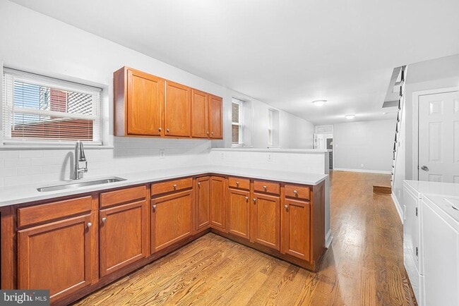 Building Photo - 3645 Emerald St