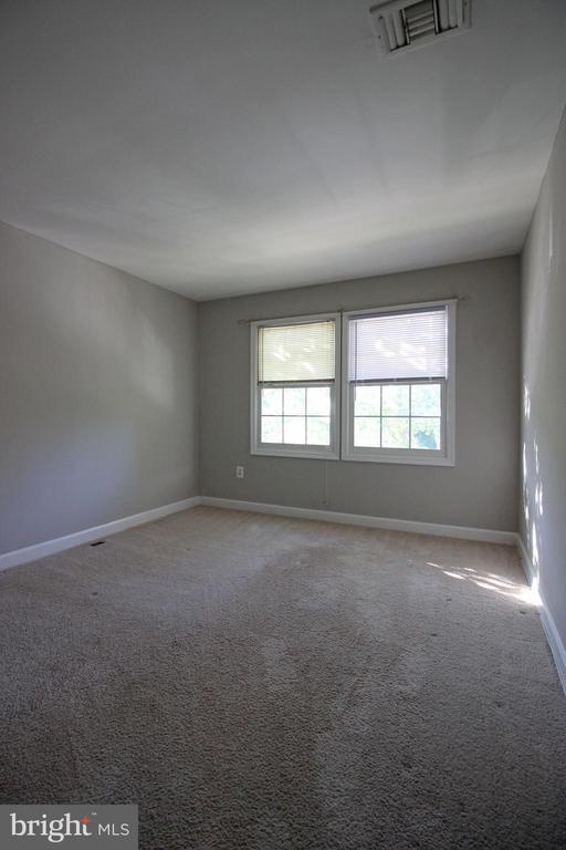 Building Photo - 3803 Salemway Ct