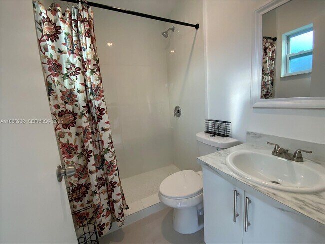 Building Photo - 1365 NW 130th St