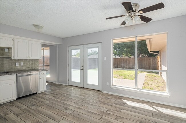Building Photo - 5309 Heather Glen Dr