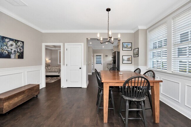 Building Photo - Fully Furnished 3 Bedroom Home Near Toyota Field & Redstone Arsenal