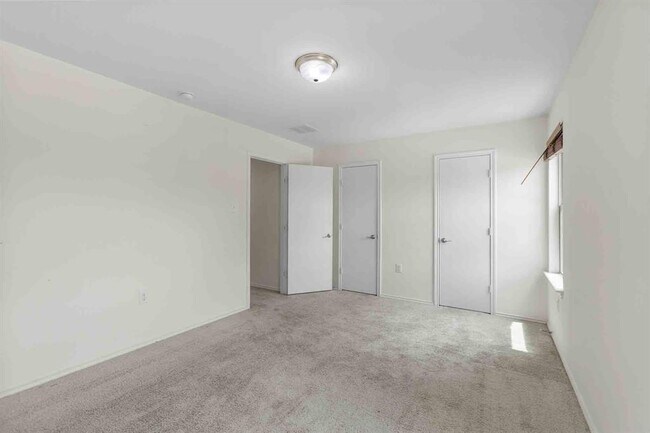 Building Photo - 11012 Culzean Dr
