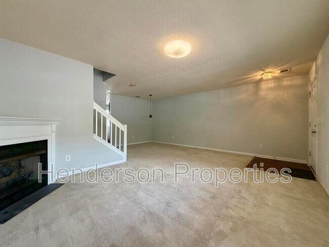 Building Photo - 17121 Greenlawn Hills Ct