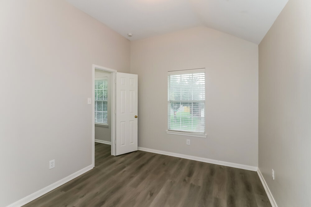 Building Photo - 14227 Noahs Landing Ln