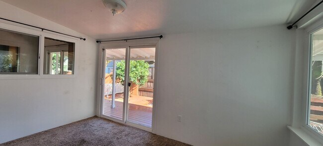 Building Photo - Enjoy The River Breeze On The Front Porch