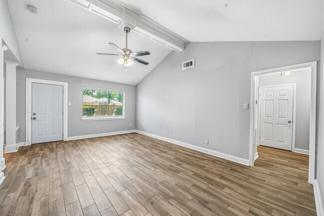 Building Photo - 9666 Windswept Ln