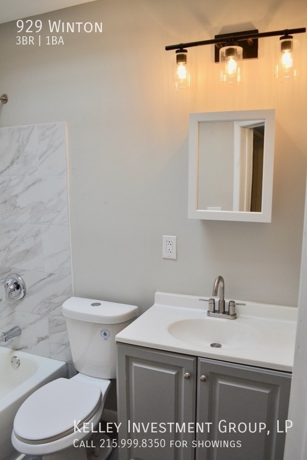 Building Photo - 929 Winton-