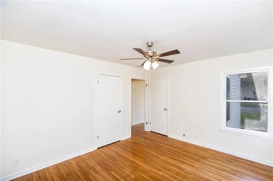 Building Photo - 4429 Moravian Dr