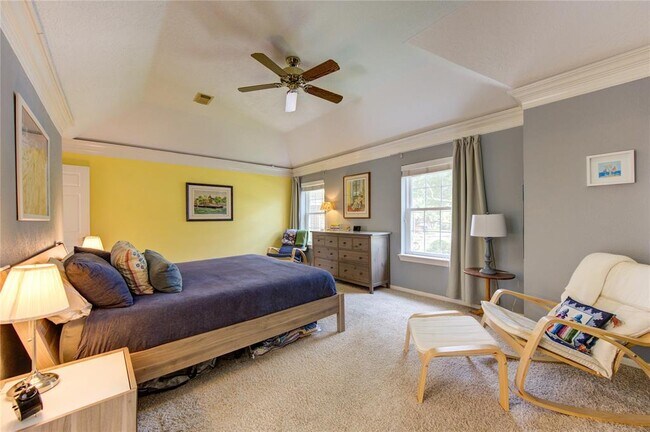 Building Photo - 5222 Summer Snow Dr