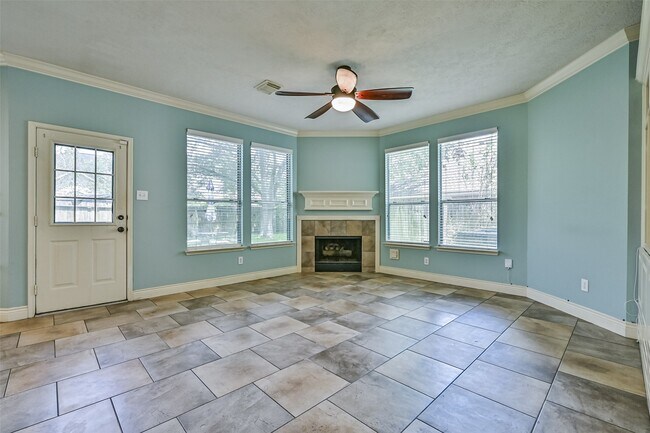 Building Photo - 2714 Safe Harbor Cir