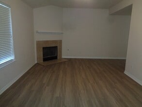 Building Photo - 21407 Forest Colony Dr