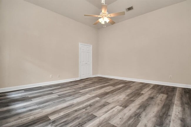 Building Photo - 4727 Cashel Castle Dr