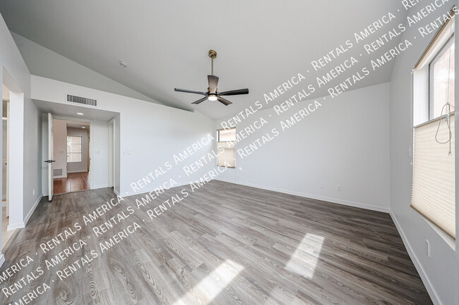 Building Photo - 9429 E Camino Del Santo