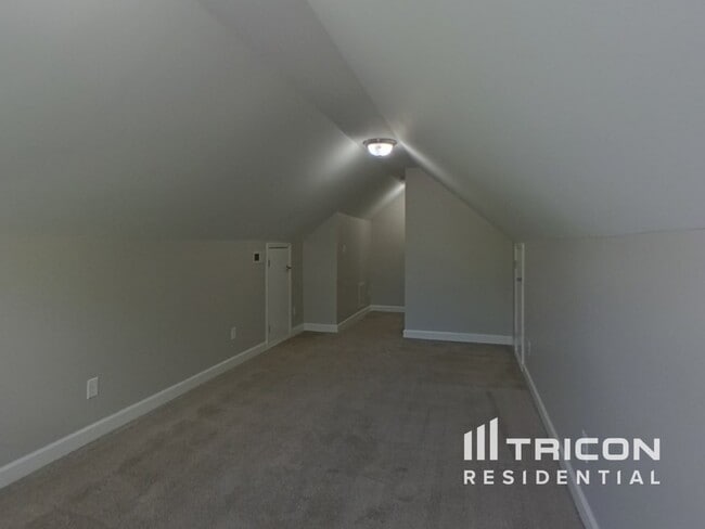 Building Photo - 4407 Gladwood Lane Charlotte NC