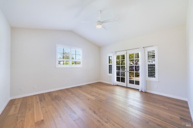 Building Photo - 1100 Princeton Dr