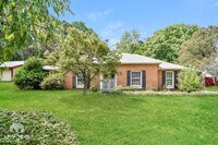 Building Photo - 2281 Webbing Dr