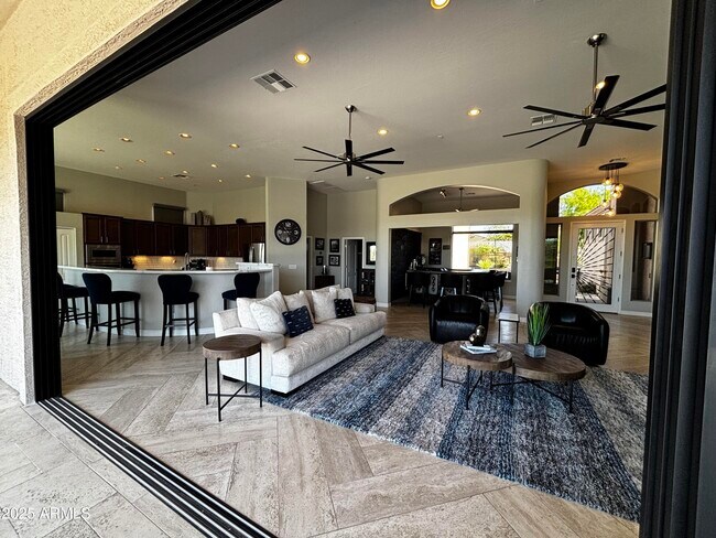 Building Photo - 7637 E Tasman Cir