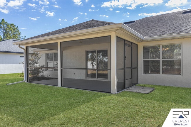 Building Photo - 7 Undermount Path E