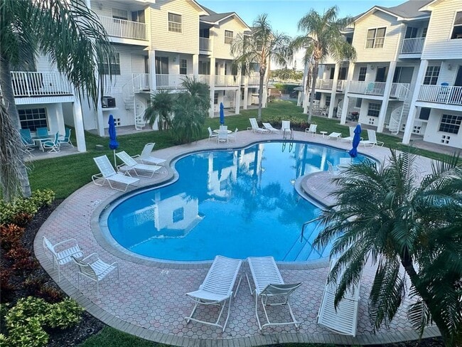 Building Photo - 135 Shoals Cir