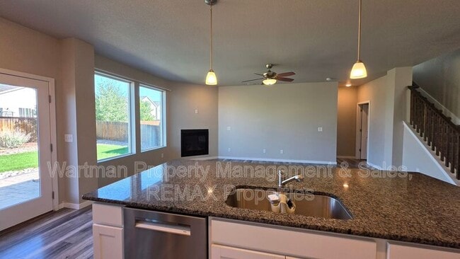Building Photo - 9638 Vistas Park Dr