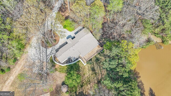 Building Photo - 140 Mary Freeman Rd