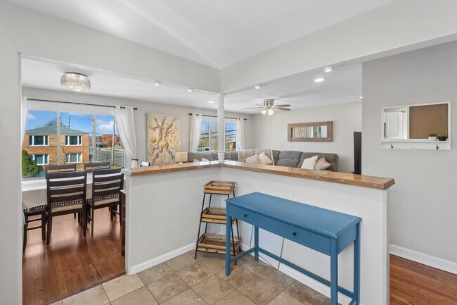 Building Photo - 5021 Church St