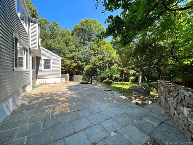 Building Photo - 23 Apple Tree Ln