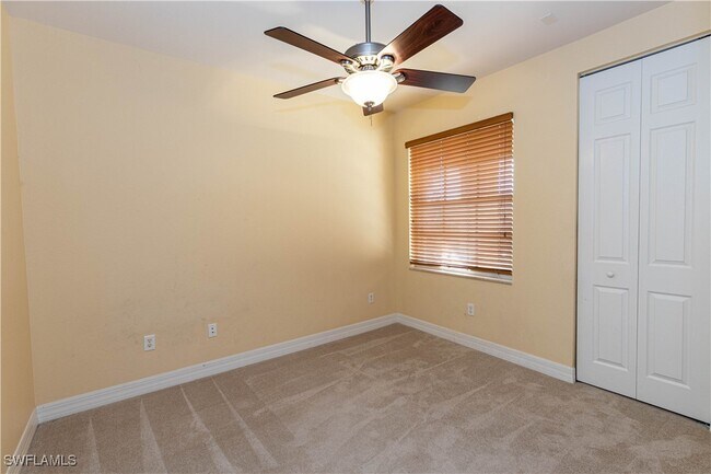 Building Photo - 10094 Mimosa Silk Dr