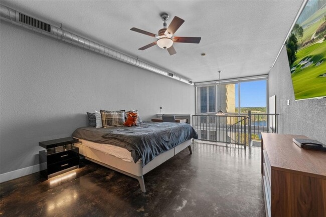 Building Photo - 150 E Robinson St