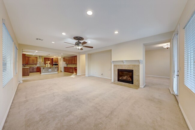 Building Photo - 5 Bedroom Corner Lot Home in Gated Community!