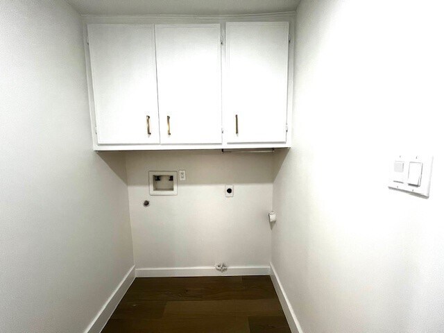 Building Photo - 12318 Queensbury Ln