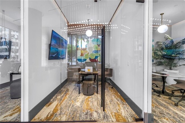 Building Photo - 275 1st Ave S