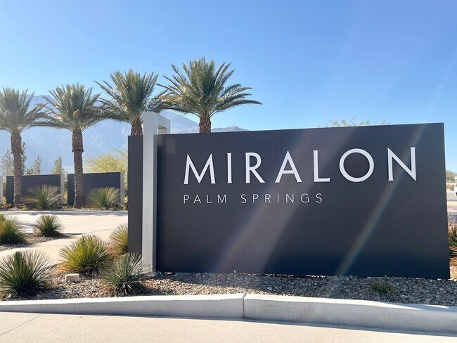 Building Photo - COMING SOON! STUNNING 3 Bedroom/2.5 bathroom in the highly desired Miralon Community!