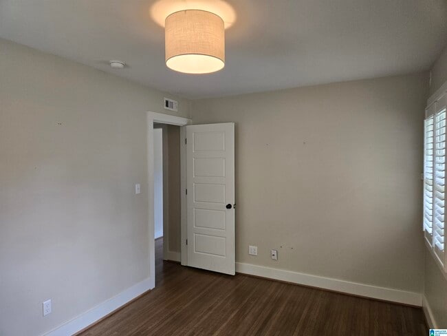 Building Photo - 109 Knoll Crest Dr