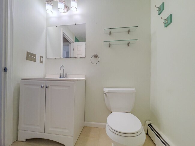 Building Photo - Spacious 4BR/2.5BA/2Car Garage Home with Finished Basement & Hardwood Floors – Gales Ferry