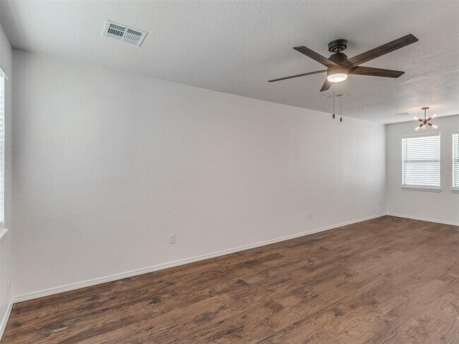 Building Photo - 1608 NW 7th St